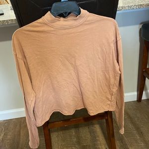 Cropped long sleeve shirt